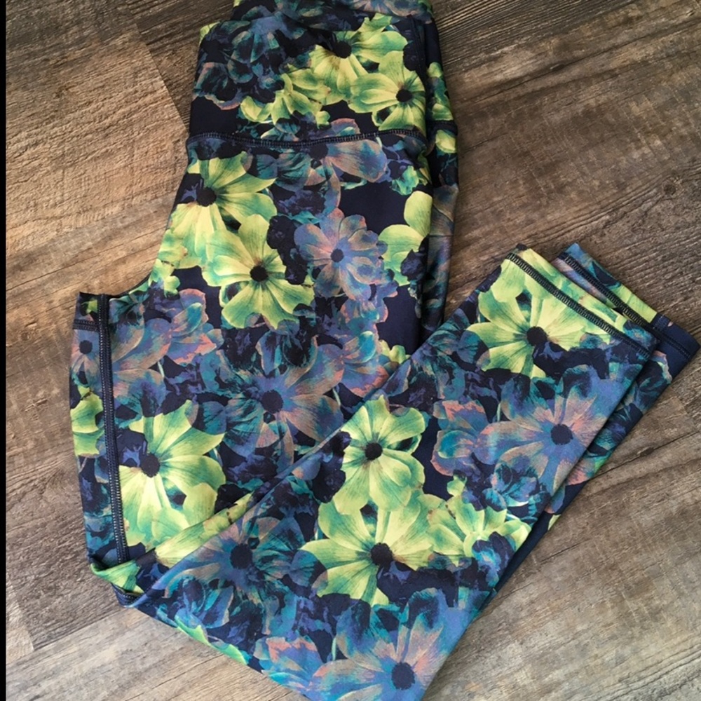 Fabletics floral capri leggings.